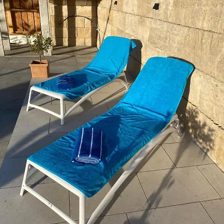 Private Luxury *