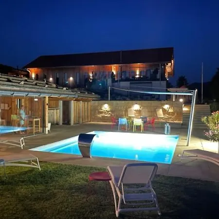 Private Luxury *